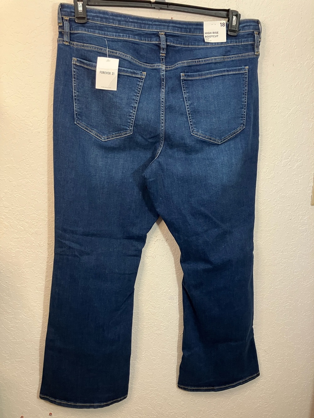 Forever 21 NWT Bootcut Jeans in Dark Blue - Picture 6 of 12